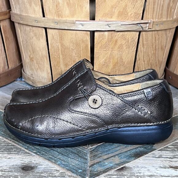 Clarks Unstructured Un Loop Bronze Metallic Leather Loafers Shoes Women Size 7.5 - Picture 2 of 11